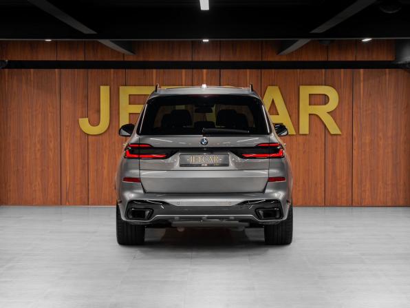 BMW X7 I (G07) Рестайлинг с пробегом 2024 года, цена 13 685 000 рублей, 16150 км, внедорожник, Автокод Объявления