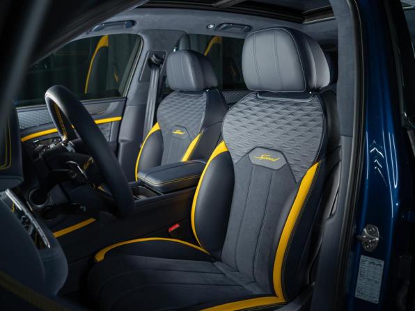 Новый Bentley Bentayga I Рестайлинг 2026 года, цена 47 700 000 рублей, внедорожник, Автокод Объявления
