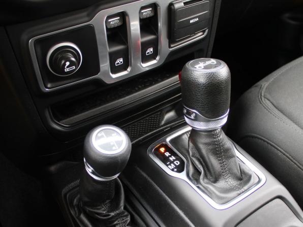 Jeep Wrangler IV (JL) с пробегом 2018 года, цена 4 280 000 рублей, 43000 км, внедорожник, Автокод Объявления
