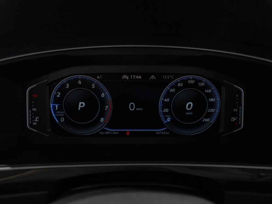 Volkswagen Tiguan II Рестайлинг Москва  - изображение 11