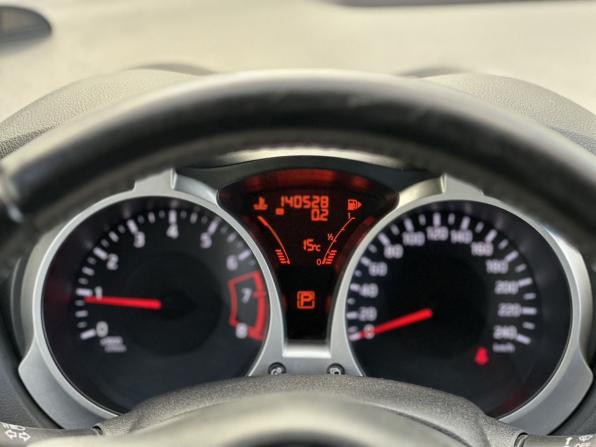 Nissan Juke I с пробегом 2012 года, цена 1 050 000 рублей, 140500 км, внедорожник, Автокод Объявления