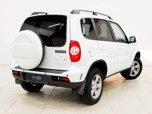 Chevrolet Niva I Рестайлинг с пробегом 2018 года, цена 730 000 рублей, 110389 км, внедорожник, Автокод Объявления