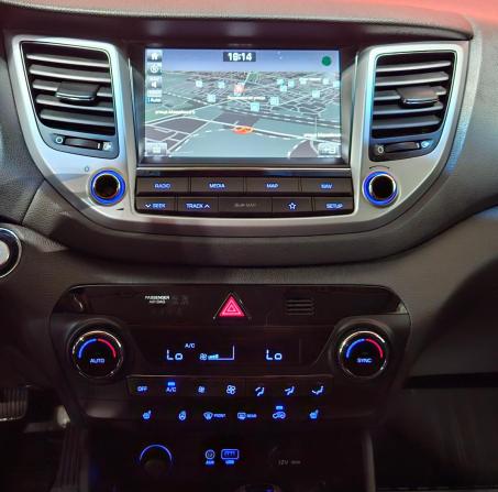 Hyundai Tucson III с пробегом 2018 года, цена 1 849 000 рублей, 192284 км, внедорожник, Автокод Объявления