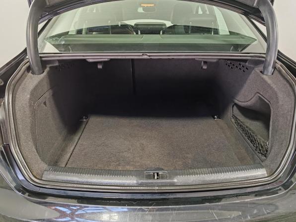 Audi A4 IV (B8) Рестайлинг с пробегом 2015 года, цена 1 095 000 рублей, 158240 км, седан, Автокод Объявления