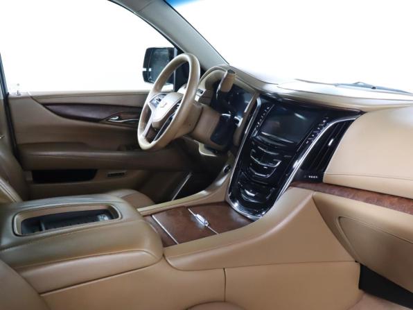 Cadillac Escalade IV с пробегом 2016 года, цена 3 690 000 рублей, 167884 км, внедорожник, Автокод Объявления