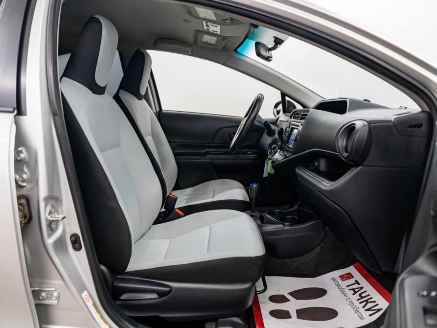 Toyota Prius c I Рестайлинг Красноярск  - изображение 7