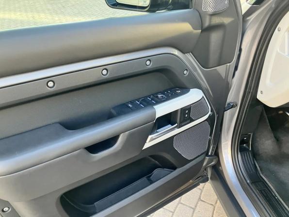 Land Rover Defender II с пробегом 2021 года, цена 8 500 000 рублей, 63500 км, внедорожник, Автокод Объявления