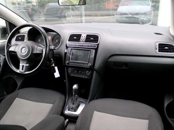 Volkswagen Polo V с пробегом 2014 года, цена 827 000 рублей, 167414 км, седан, Автокод Объявления