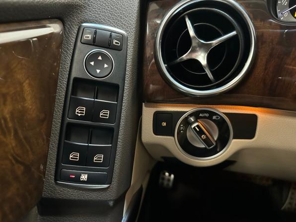 Mercedes-Benz GLK-Класс I (X204) Рестайлинг с пробегом 2014 года, цена 1 800 000 рублей, 125922 км, внедорожник, Автокод Объявления