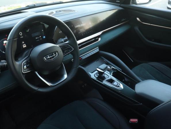 Geely Monjaro I с пробегом 2023 года, цена 3 247 000 рублей, 54137 км, внедорожник, Автокод Объявления