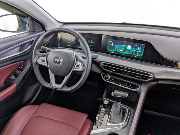 Changan Eado Plus с пробегом 2024 года, цена 1 750 000 рублей, 29630 км, седан, Автокод Объявления