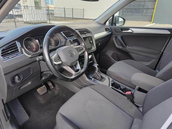 Volkswagen Tiguan II Рестайлинг с пробегом 2021 года, цена 2 600 000 рублей, 115000 км, внедорожник, Автокод Объявления