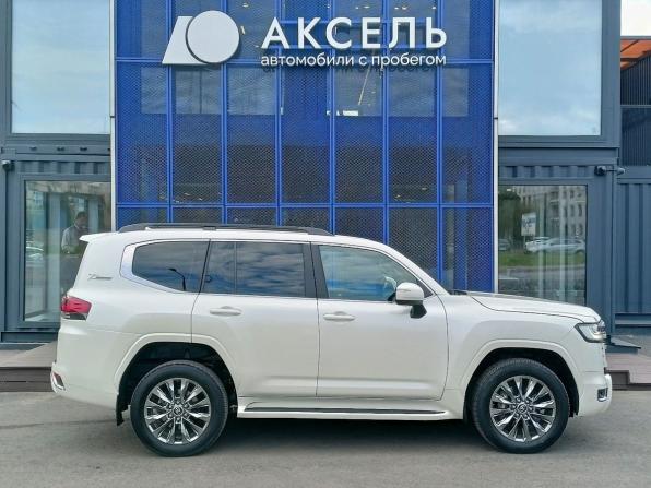 Toyota Land Cruiser 300 Series с пробегом 2021 года, цена 9 799 000 рублей, 75000 км, внедорожник, Автокод Объявления