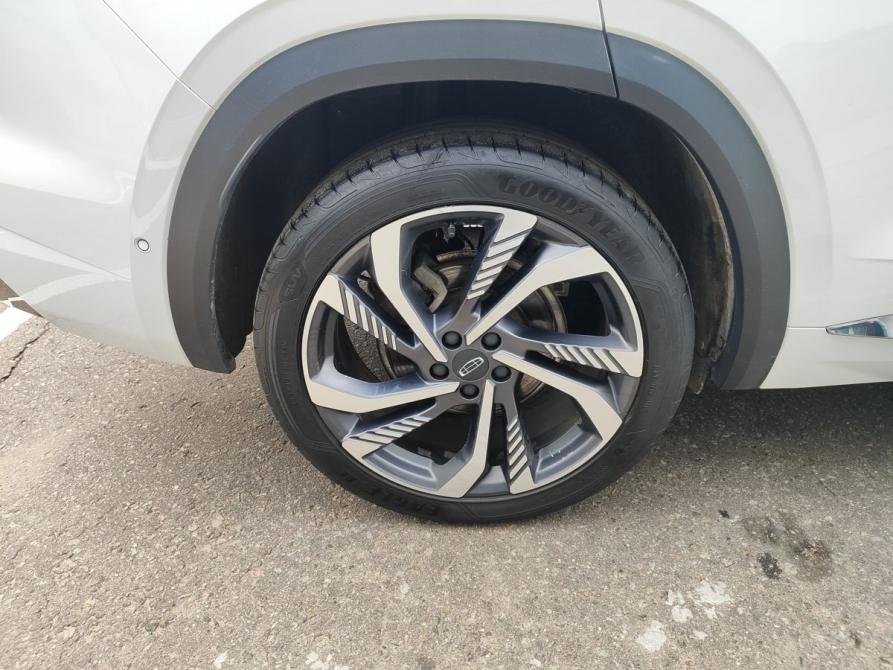 Geely Monjaro I Москва  - изображение 12