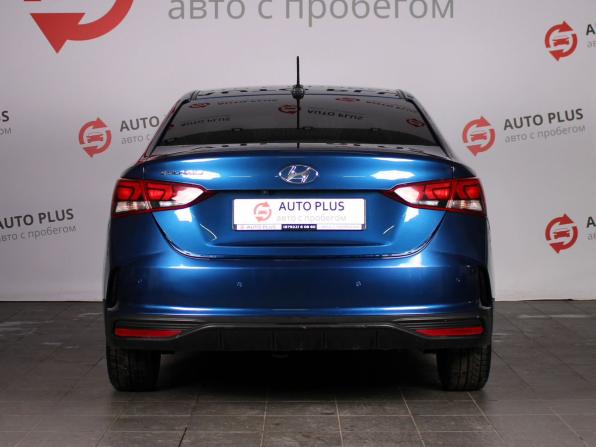 Hyundai Solaris II Рестайлинг с пробегом 2021 года, цена 1 460 000 рублей, 138000 км, седан, Автокод Объявления