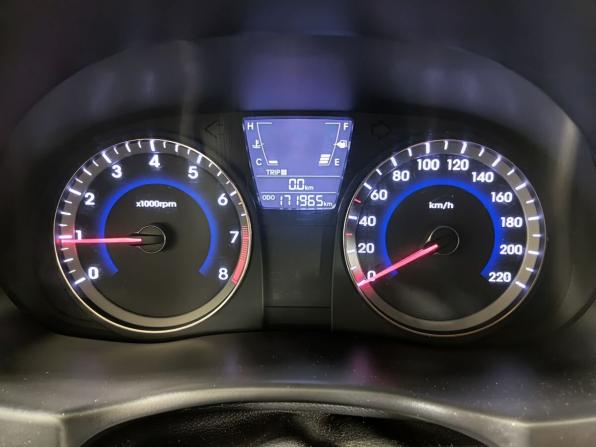 Hyundai Solaris I с пробегом 2013 года, цена 635 000 рублей, 171962 км, хэтчбек, Автокод Объявления