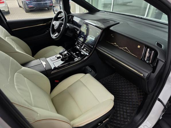 GAC M8 с пробегом 2024 года, цена 5 649 000 рублей, 1233 км, минивэн, Автокод Объявления
