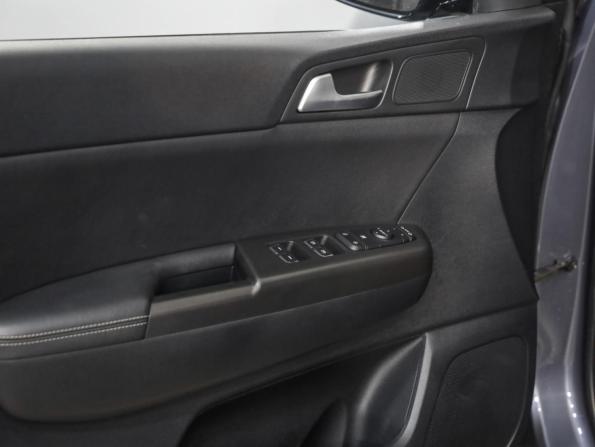 Kia Sportage IV с пробегом 2018 года, цена 1 749 000 рублей, 120948 км, внедорожник, Автокод Объявления