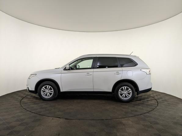 Mitsubishi Outlander III Рестайлинг с пробегом 2014 года, цена 1 600 750 рублей, 111923 км, внедорожник, Автокод Объявления