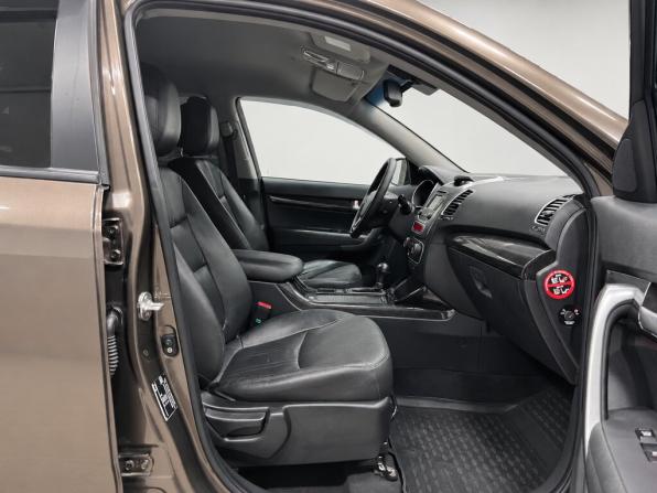 Kia Sorento II Рестайлинг с пробегом 2017 года, цена 2 000 000 рублей, 199000 км, внедорожник, Автокод Объявления
