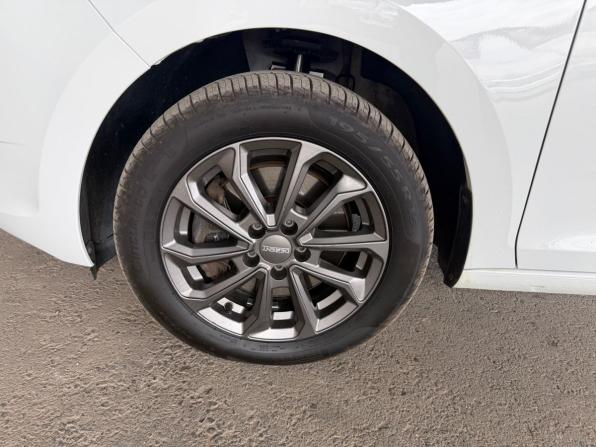Skoda Rapid I Рестайлинг с пробегом 2019 года, цена 1 435 000 рублей, 92090 км, лифтбек, Автокод Объявления