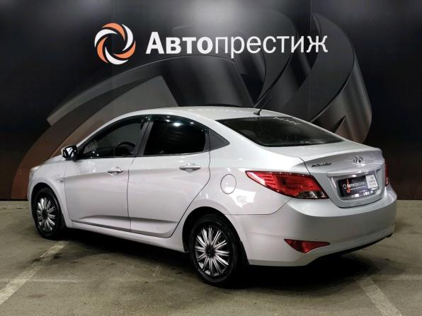 Hyundai Solaris I Рестайлинг с пробегом 2016 года, цена 800 000 рублей, 101322 км, седан, Автокод Объявления