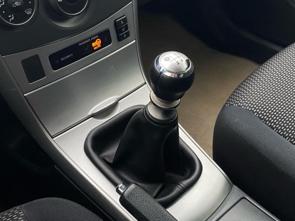 Toyota Corolla X (E140 E150) Рестайлинг с пробегом 2012 года, цена 935 000 рублей, 288071 км, седан, Автокод Объявления