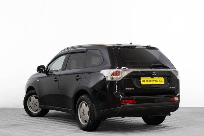 Mitsubishi Outlander III с пробегом 2013 года, цена 1 249 000 рублей, 205000 км, внедорожник, Автокод Объявления