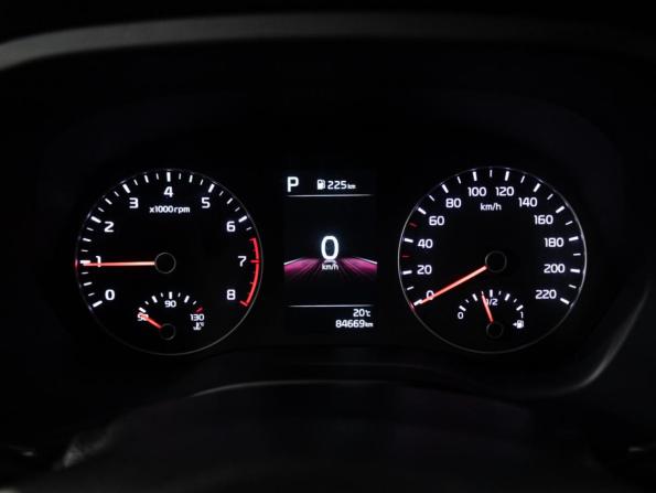 Kia Rio IV Рестайлинг с пробегом 2021 года, цена 1 799 585 рублей, 84600 км, седан, Автокод Объявления