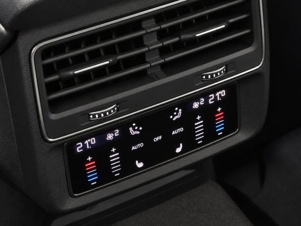 Audi Q7 II (4M) Рестайлинг с пробегом 2021 года, цена 9 249 500 рублей, 32230 км, внедорожник, Автокод Объявления