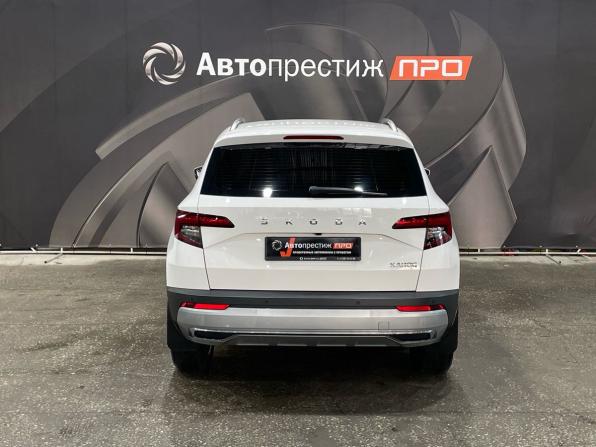 Skoda Karoq I с пробегом 2020 года, цена 2 290 000 рублей, 52228 км, внедорожник, Автокод Объявления