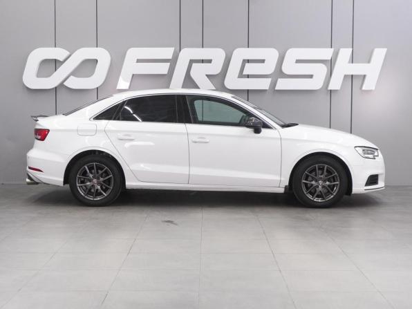 Audi A3 III (8V) Рестайлинг с пробегом 2016 года, цена 1 517 000 рублей, 179129 км, седан, Автокод Объявления