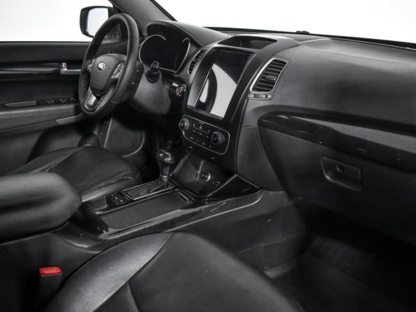 Kia Sorento II Рестайлинг с пробегом 2016 года, цена 1 100 000 рублей, 292113 км, внедорожник, Автокод Объявления