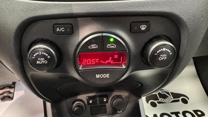 Kia Rio II Рестайлинг с пробегом 2010 года, цена 350 000 рублей, 234000 км, седан, Автокод Объявления