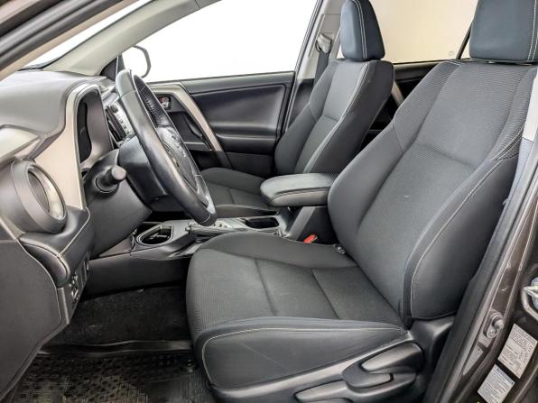 Toyota RAV4 IV (XA40) Рестайлинг с пробегом 2018 года, цена 2 730 000 рублей, 83276 км, внедорожник, Автокод Объявления
