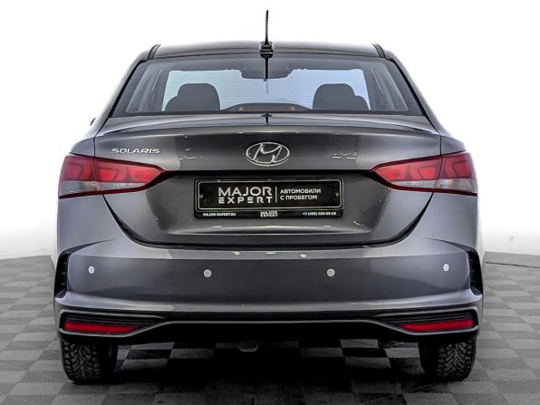 Hyundai Solaris II Рестайлинг с пробегом 2021 года, цена 1 439 000 рублей, 84555 км, седан, Автокод Объявления