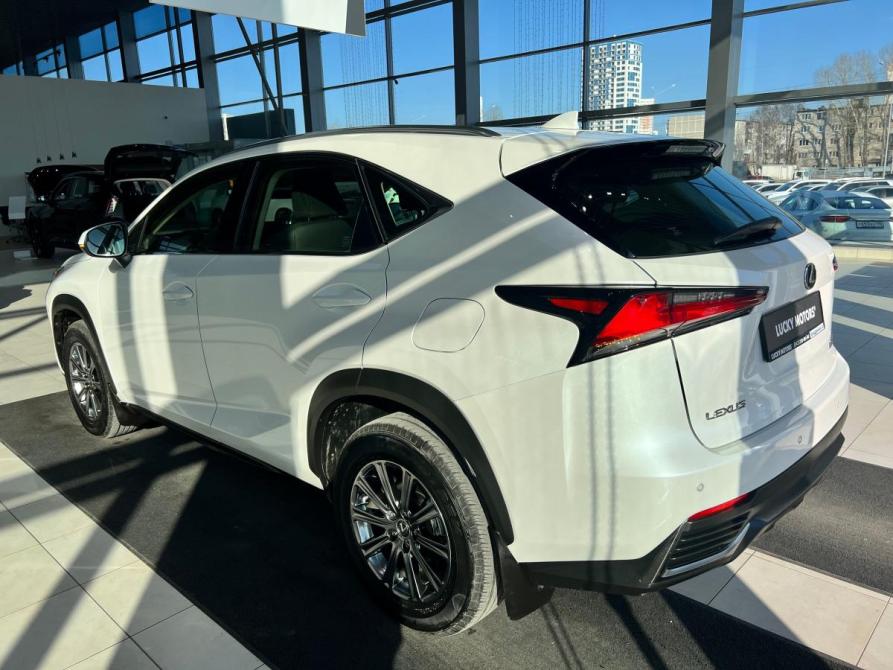 Lexus NX I Рестайлинг Екатеринбург  - изображение 4
