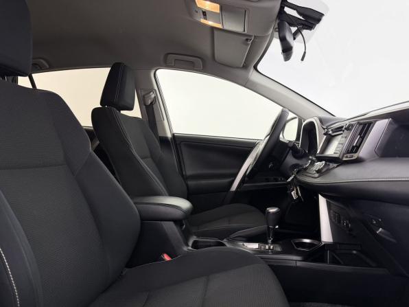 Toyota RAV4 IV (XA40) Рестайлинг с пробегом 2016 года, цена 2 149 000 рублей, 167000 км, внедорожник, Автокод Объявления