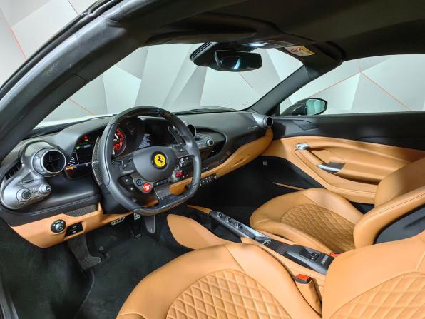 Ferrari F8 с пробегом 2021 года, цена 35 000 000 рублей, 1520 км, родстер, Автокод Объявления