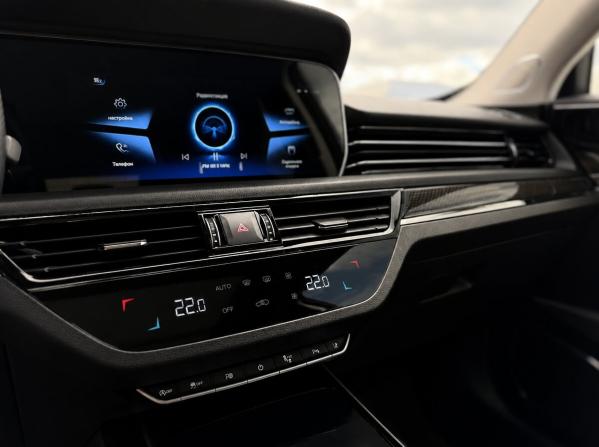 Hongqi HS5 I с пробегом 2023 года, цена 2 669 000 рублей, 23076 км, внедорожник, Автокод Объявления