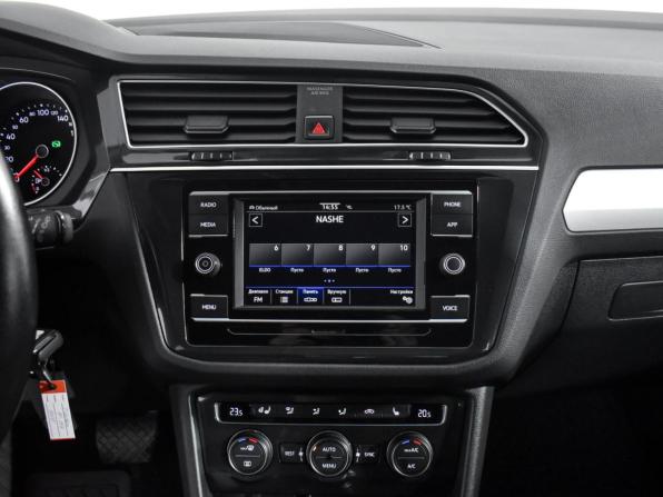 Volkswagen Tiguan II с пробегом 2017 года, цена 2 376 000 рублей, 131243 км, внедорожник, Автокод Объявления