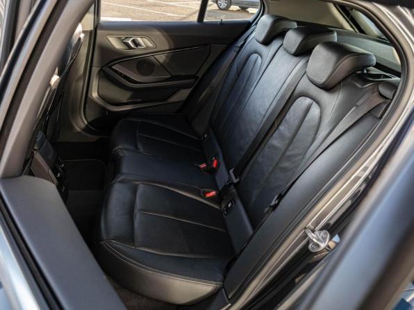 BMW 1 серии III (F40) с пробегом 2019 года, цена 3 099 000 рублей, 117688 км, хэтчбек, Автокод Объявления