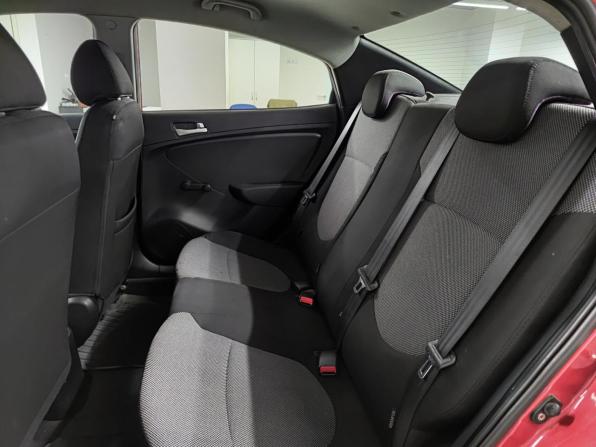 Hyundai Solaris I с пробегом 2012 года, цена 590 000 рублей, 102277 км, седан, Автокод Объявления