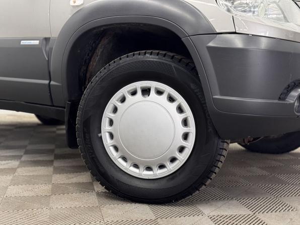 Chevrolet Niva I с пробегом 2009 года, цена 445 500 рублей, 195696 км, внедорожник, Автокод Объявления