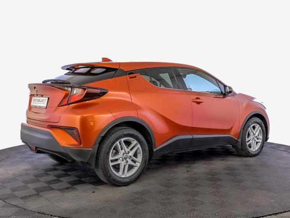 Toyota C-HR I Рестайлинг с пробегом 2021 года, цена 2 550 000 рублей, 56106 км, внедорожник, Автокод Объявления