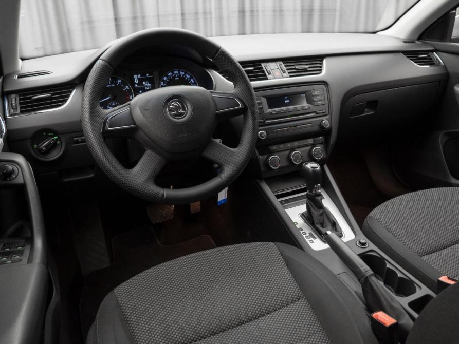 Skoda Octavia III (A7) Москва  - изображение 7