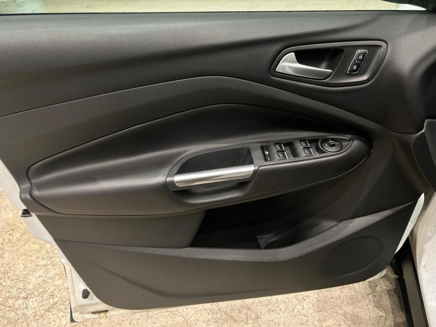 Ford Kuga II Санкт-Петербург  - изображение 16