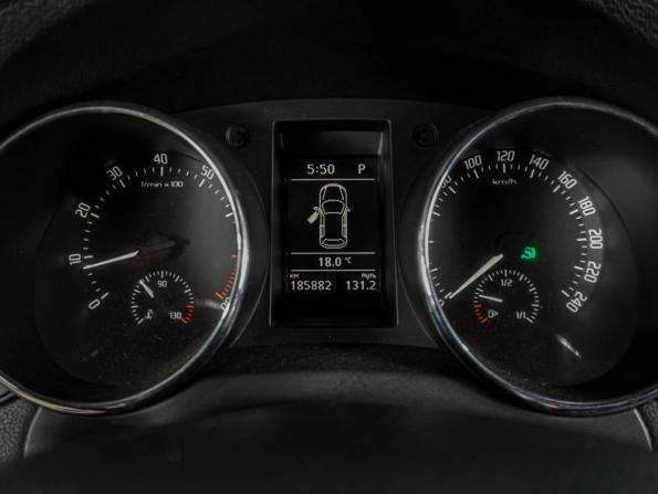Skoda Yeti I Рестайлинг с пробегом 2015 года, цена 1 019 000 рублей, 185882 км, внедорожник, Автокод Объявления