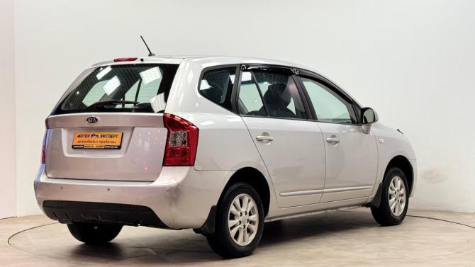Kia Carens II (UN) с пробегом 2010 года, цена 400 000 рублей, 210483 км, минивэн, Автокод Объявления