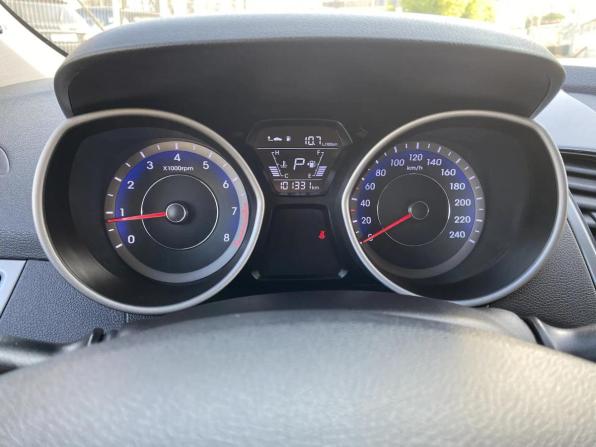 Hyundai Elantra V (MD) Рестайлинг с пробегом 2015 года, цена 1 374 534 рубля, 101116 км, седан, Автокод Объявления